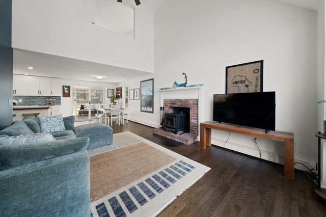 25 Moon Compass Lane, Sandwich, MA 02563