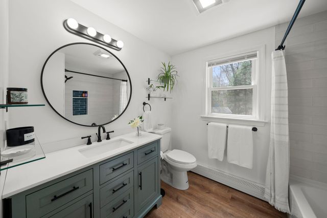 25 Moon Compass Lane, Sandwich, MA 02563