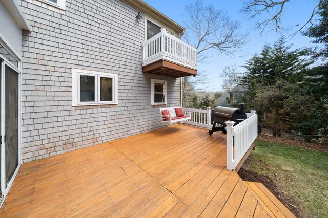 25 Moon Compass Lane, Sandwich, MA 02563