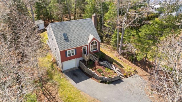 25 Moon Compass Lane, Sandwich, MA 02563