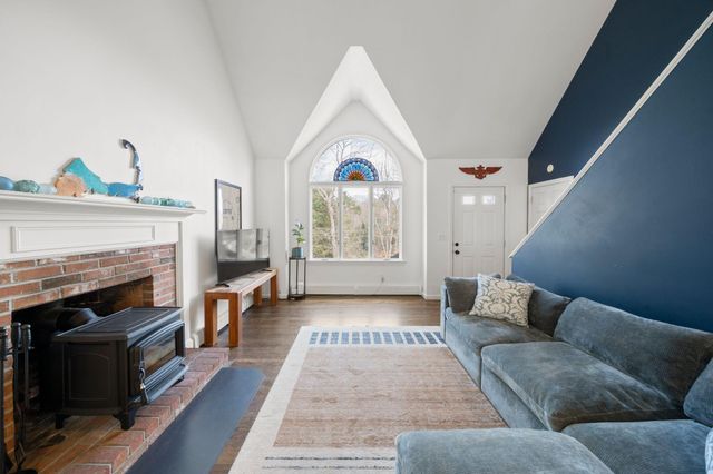 25 Moon Compass Lane, Sandwich, MA 02563