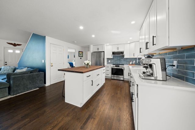 25 Moon Compass Lane, Sandwich, MA 02563
