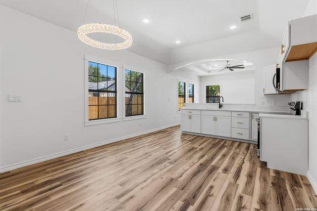 8623 OLD CORPUS CHRISTI HWY, San Antonio, TX 78223