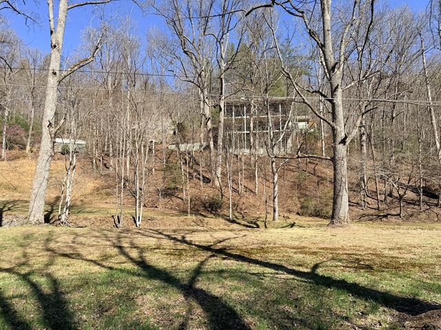 605 Owl Creek Road, Hiawassee, GA 30546