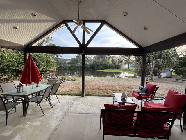 2719 Woodcreek Ln., Conway, SC 29526