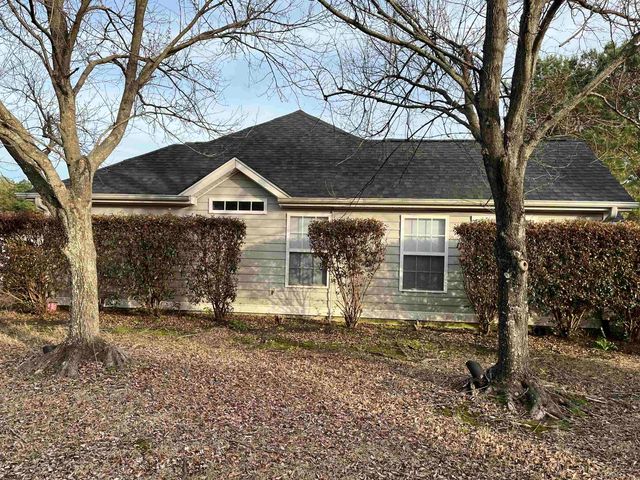 2719 Woodcreek Ln., Conway, SC 29526