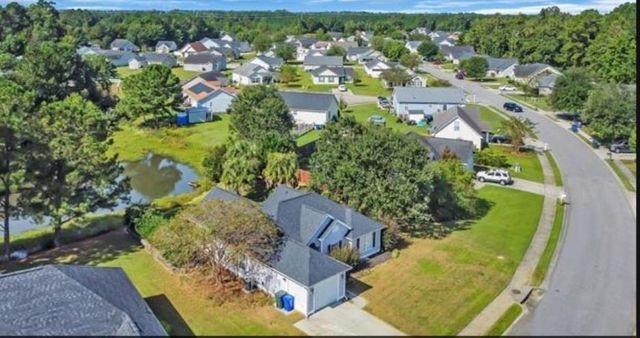 2719 Woodcreek Ln., Conway, SC 29526