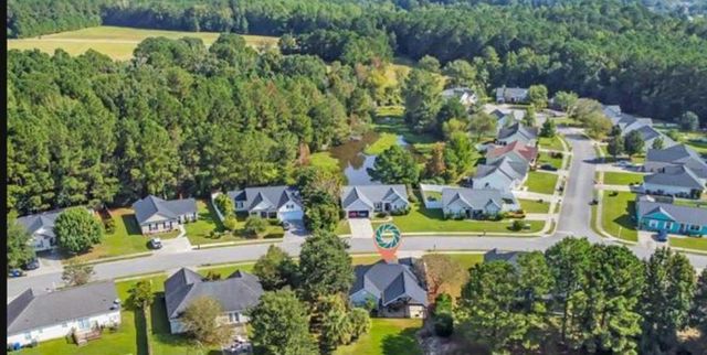 2719 Woodcreek Ln., Conway, SC 29526