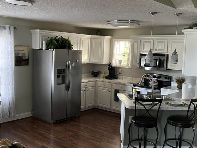 2719 Woodcreek Ln., Conway, SC 29526