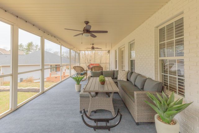 2708 Indian Creek Lane, Ooltewah, TN 37363