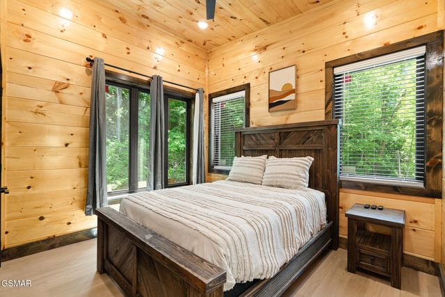 3307 Shagbark Hickory Ridge, Sevierville, TN 37862