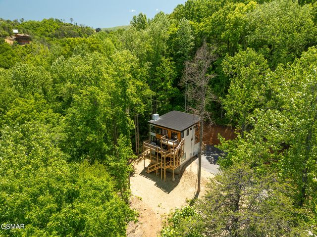 3307 Shagbark Hickory Ridge, Sevierville, TN 37862