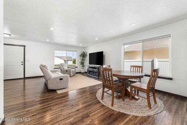 8724 N Spokane ST, Post Falls, ID 83854