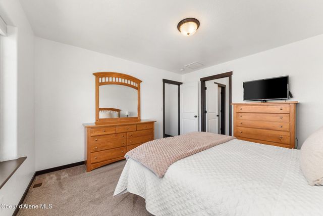 8724 N Spokane ST, Post Falls, ID 83854