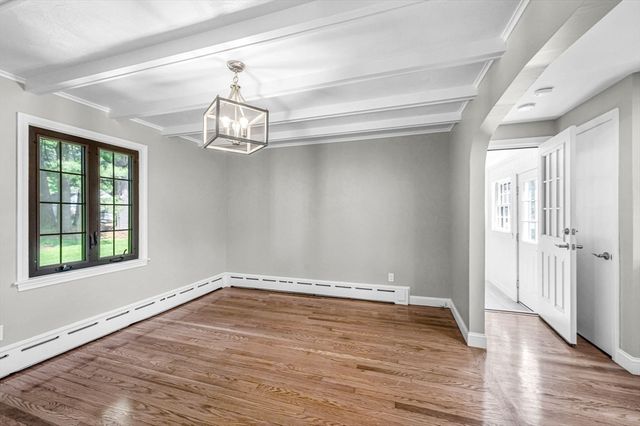 580 Parker St, East Longmeadow, MA 01028