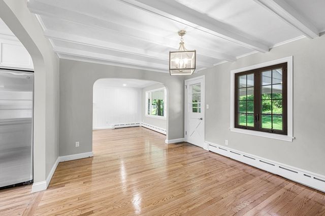 580 Parker St, East Longmeadow, MA 01028