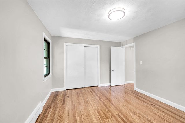 580 Parker St, East Longmeadow, MA 01028