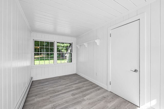 580 Parker St, East Longmeadow, MA 01028