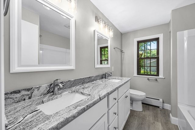 580 Parker St, East Longmeadow, MA 01028