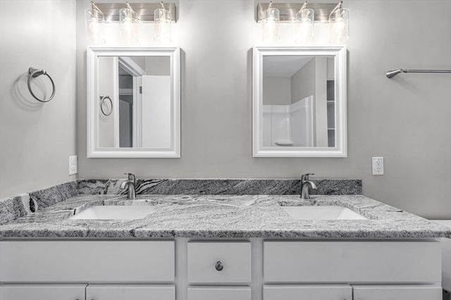580 Parker St, East Longmeadow, MA 01028