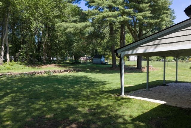 580 Parker St, East Longmeadow, MA 01028