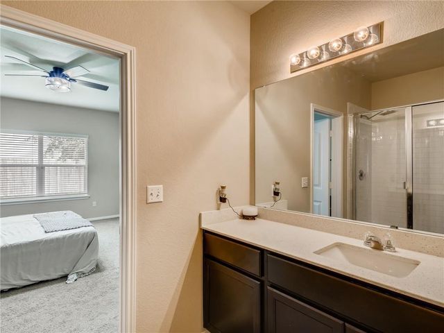 471 Cibolo Creek DR, Kyle, TX 78640