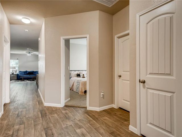 471 Cibolo Creek DR, Kyle, TX 78640