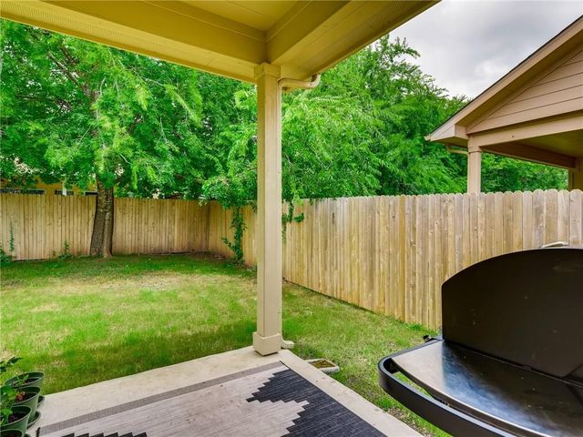 471 Cibolo Creek DR, Kyle, TX 78640