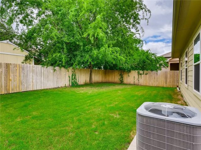 471 Cibolo Creek DR, Kyle, TX 78640