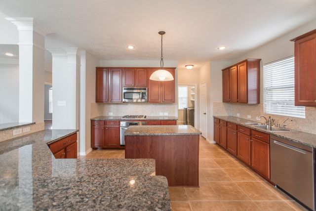 9402 Empress Crossing Drive, Spring, TX 77379