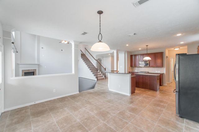 9402 Empress Crossing Drive, Spring, TX 77379