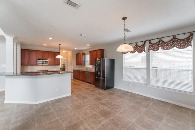 9402 Empress Crossing Drive, Spring, TX 77379