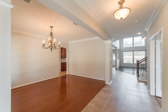 9402 Empress Crossing Drive, Spring, TX 77379