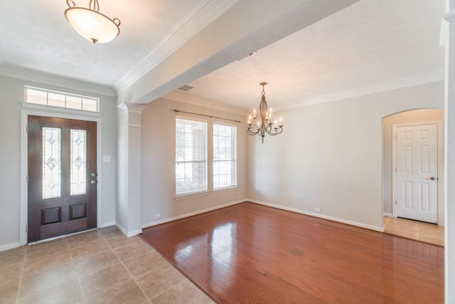 9402 Empress Crossing Drive, Spring, TX 77379