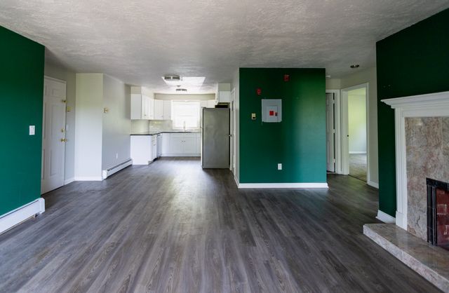 283 Privilege St 6, Woonsocket, RI 02895