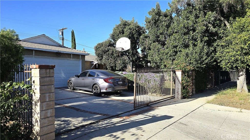 7865 Jamieson, Reseda, CA 91335 — photo 2