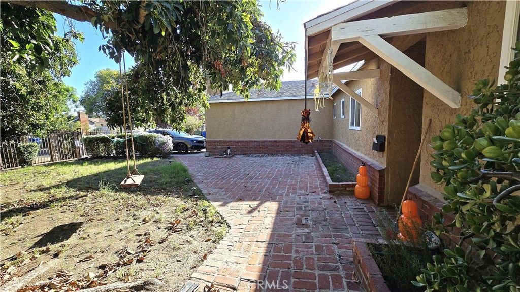 7865 Jamieson, Reseda, CA 91335 — photo 5