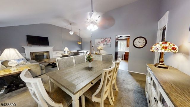 4 Meade Ct, Piscataway Twp., NJ 08854