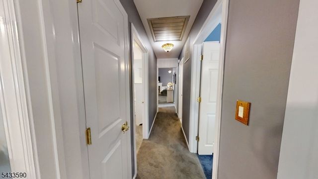 4 Meade Ct, Piscataway Twp., NJ 08854