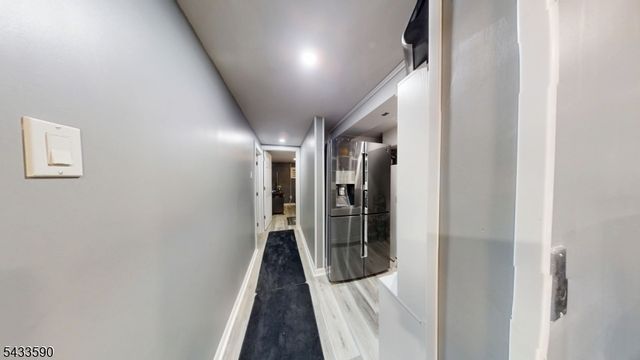 4 Meade Ct, Piscataway Twp., NJ 08854