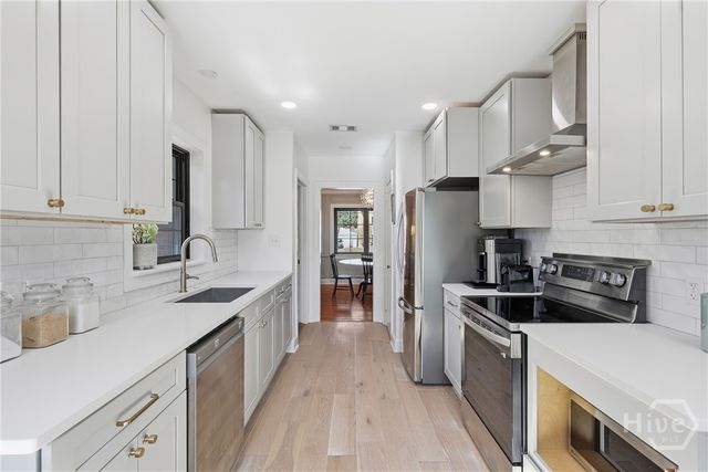 719 E 55th Street, Savannah, GA 31405