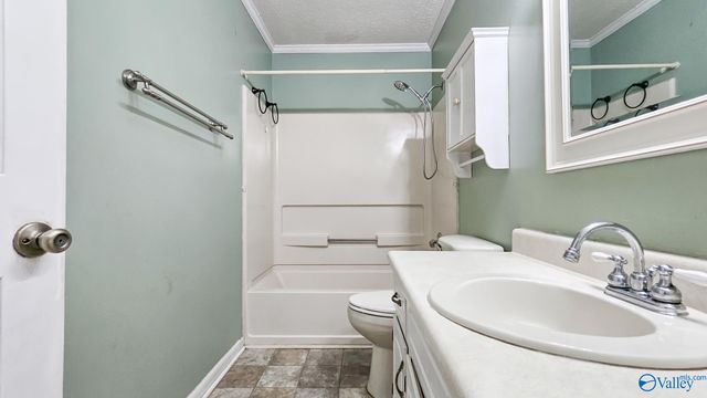 301 Crutcher Circle, Athens, AL 35611