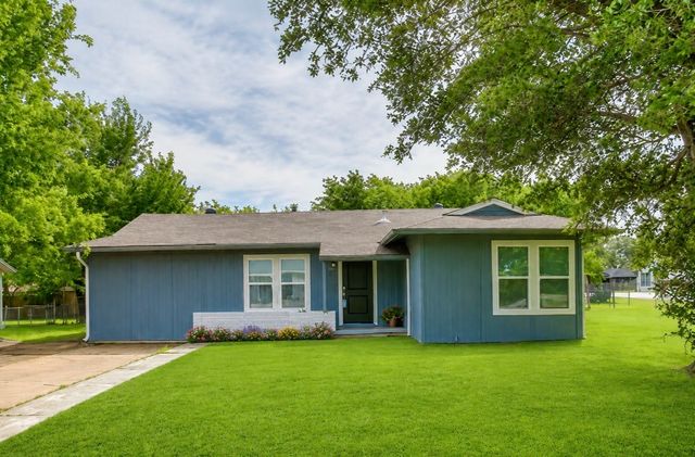 500 N Main Street, Joshua, TX 76058