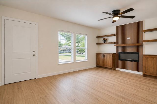500 N Main Street, Joshua, TX 76058