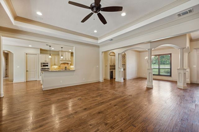 301 Harrison Circle, Van Alstyne, TX 75495
