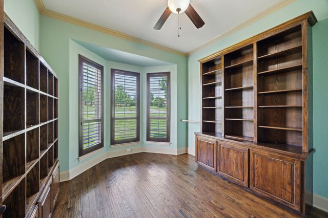 301 Harrison Circle, Van Alstyne, TX 75495
