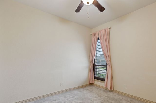 301 Harrison Circle, Van Alstyne, TX 75495