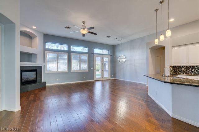 2042 Poetry Avenue, Henderson, NV 89052