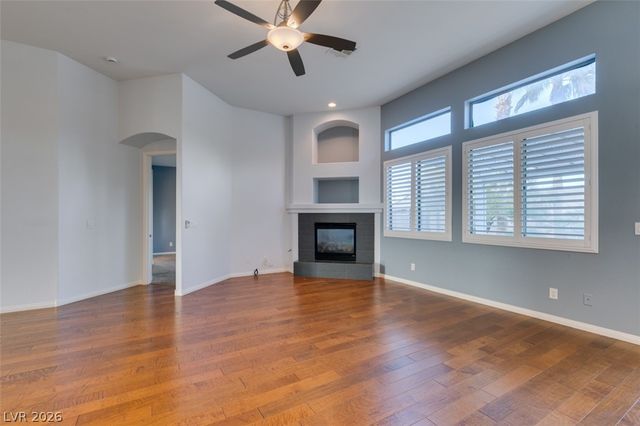 2042 Poetry Avenue, Henderson, NV 89052