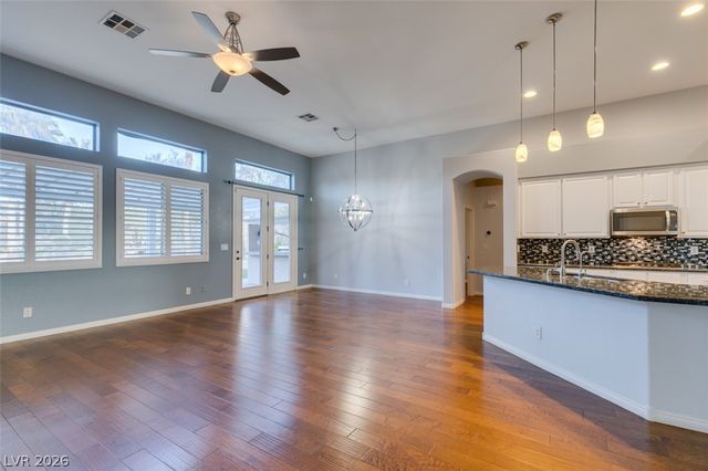 2042 Poetry Avenue, Henderson, NV 89052